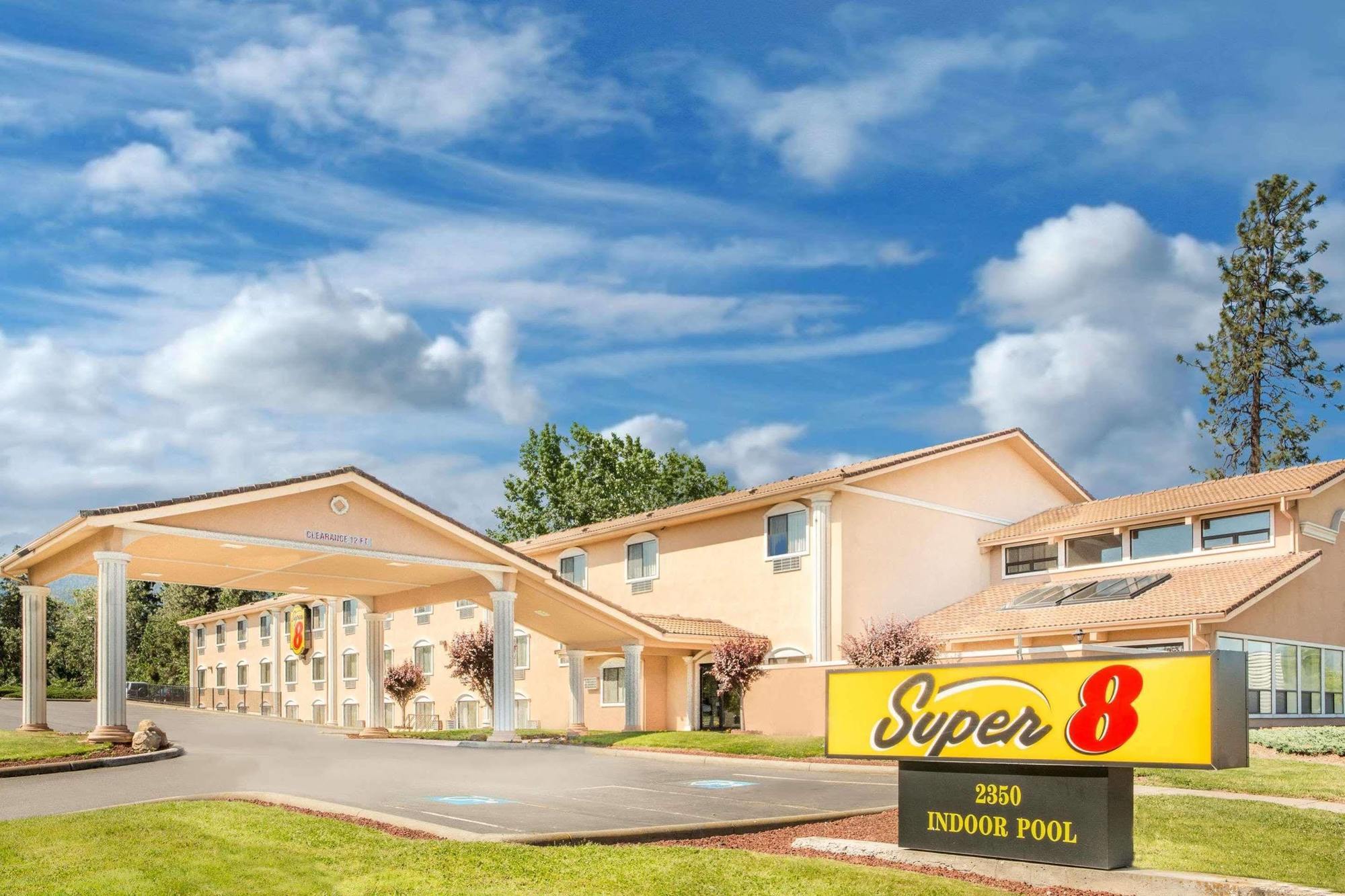 Super 8 By Wyndham Ashland Motel Eksteriør billede